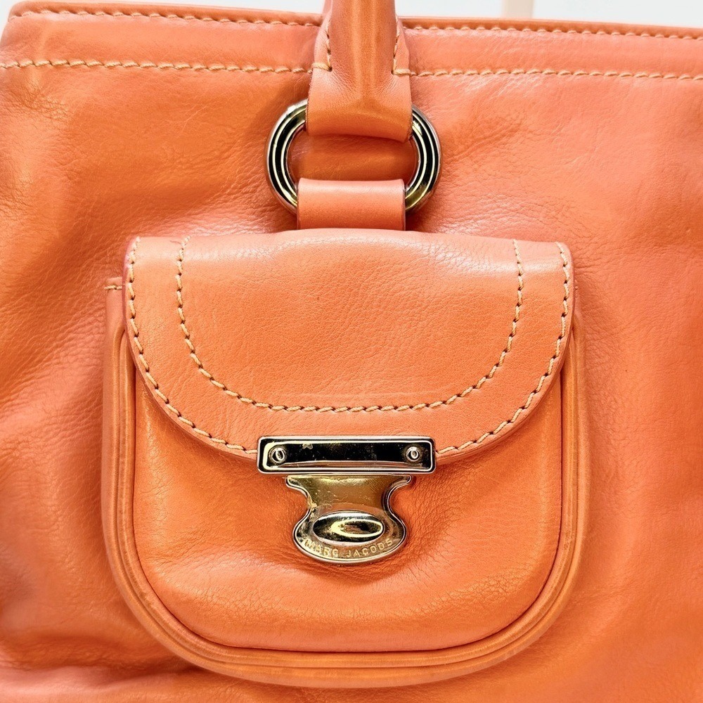 Marc Jacobs Peach Satchel Bag with suede interior - Picture 5 of 16